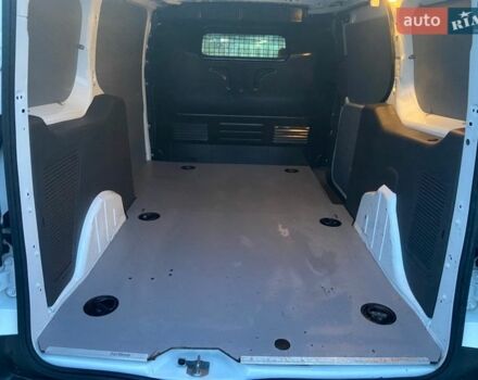 Белый Форд Транзит Коннект, объемом двигателя 1.5 л и пробегом 260 тыс. км за 11800 $, фото 19 на Automoto.ua