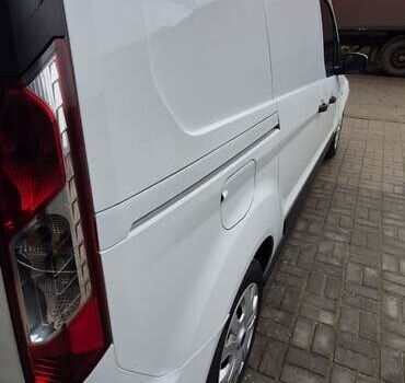 Білий Форд Транзит Коннект, об'ємом двигуна 1.5 л та пробігом 121 тис. км за 13000 $, фото 31 на Automoto.ua