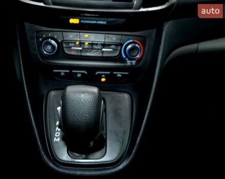 Білий Форд Транзит Коннект, об'ємом двигуна 1.5 л та пробігом 210 тис. км за 14400 $, фото 109 на Automoto.ua