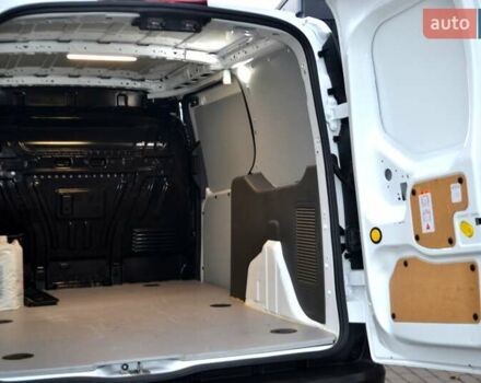 Білий Форд Транзит Коннект, об'ємом двигуна 1.5 л та пробігом 210 тис. км за 14400 $, фото 143 на Automoto.ua