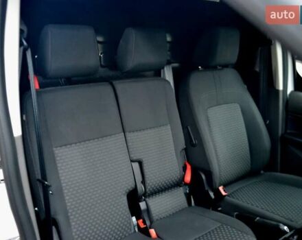 Білий Форд Транзит Коннект, об'ємом двигуна 1.5 л та пробігом 210 тис. км за 14400 $, фото 128 на Automoto.ua