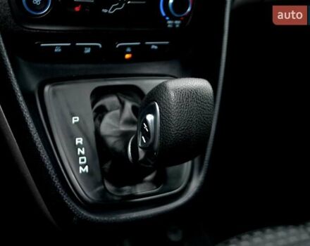 Білий Форд Транзит Коннект, об'ємом двигуна 1.5 л та пробігом 210 тис. км за 14400 $, фото 110 на Automoto.ua