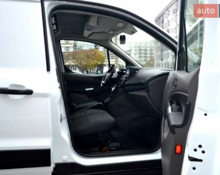 Білий Форд Транзит Коннект, об'ємом двигуна 1.5 л та пробігом 210 тис. км за 14400 $, фото 132 на Automoto.ua