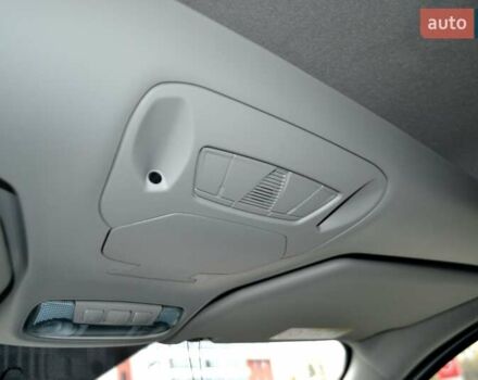 Білий Форд Транзит Коннект, об'ємом двигуна 1.5 л та пробігом 210 тис. км за 14400 $, фото 116 на Automoto.ua