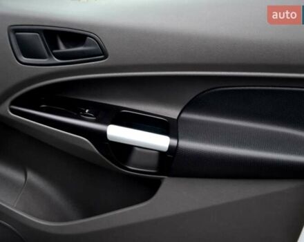 Білий Форд Транзит Коннект, об'ємом двигуна 1.5 л та пробігом 210 тис. км за 14400 $, фото 124 на Automoto.ua