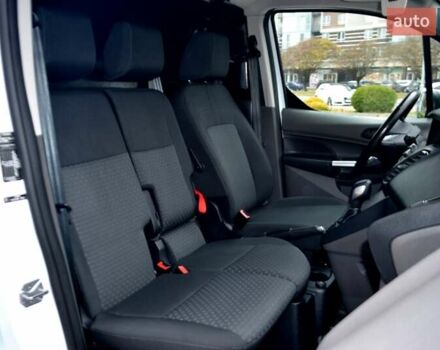 Білий Форд Транзит Коннект, об'ємом двигуна 1.5 л та пробігом 210 тис. км за 14400 $, фото 127 на Automoto.ua