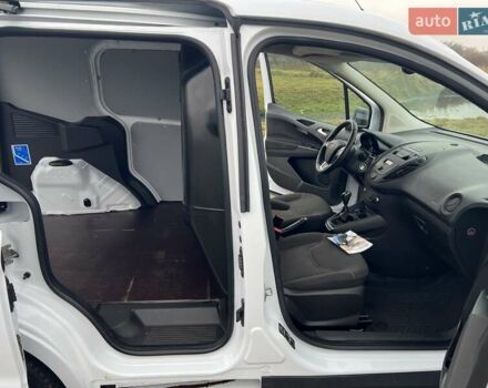 Белый Форд Транзит Коннект, объемом двигателя 0 л и пробегом 148 тыс. км за 9999 $, фото 12 на Automoto.ua