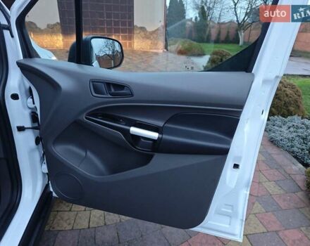 Білий Форд Транзит Коннект, об'ємом двигуна 1.5 л та пробігом 219 тис. км за 13900 $, фото 35 на Automoto.ua