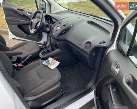 Белый Форд Транзит Коннект, объемом двигателя 0 л и пробегом 148 тыс. км за 9999 $, фото 15 на Automoto.ua