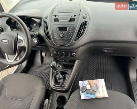 Белый Форд Транзит Коннект, объемом двигателя 0 л и пробегом 148 тыс. км за 9999 $, фото 14 на Automoto.ua