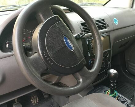 Форд Транзит Коннект 2002 в Мукачеве на Automoto.ua Белый Форд Транзит Коннект, объемом двигателя 1.8 л и пробегом 350 тыс. км за 3333 $, фото 4 на Automoto.ua