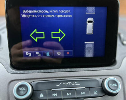 Белый Форд Транзит Коннект, объемом двигателя 1.5 л и пробегом 170 тыс. км за 13050 $, фото 23 на Automoto.ua