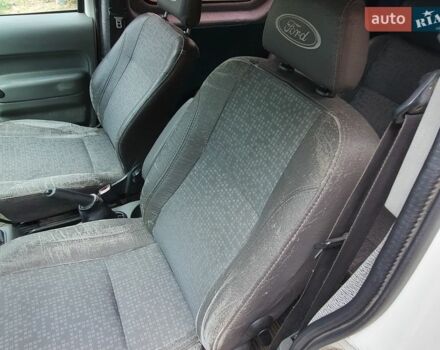 Білий Форд Транзит Коннект, об'ємом двигуна 1.75 л та пробігом 280 тис. км за 3400 $, фото 41 на Automoto.ua