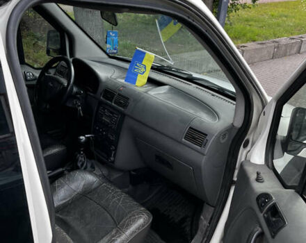 Білий Форд Транзит Коннект, об'ємом двигуна 1.8 л та пробігом 250 тис. км за 4400 $, фото 6 на Automoto.ua