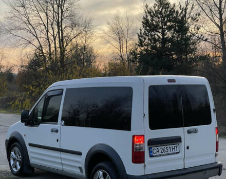 Белый Форд Транзит Коннект, объемом двигателя 1.8 л и пробегом 378 тыс. км за 3800 $, фото 3 на Automoto.ua