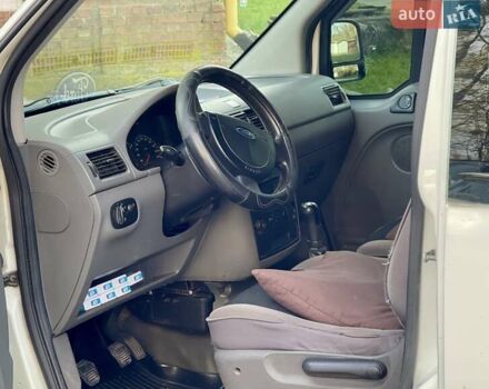 Белый Форд Транзит Коннект, объемом двигателя 1.75 л и пробегом 380 тыс. км за 4500 $, фото 16 на Automoto.ua