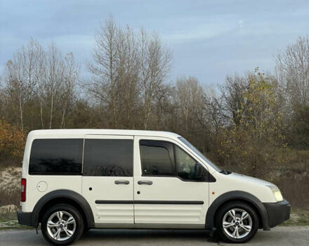 Белый Форд Транзит Коннект, объемом двигателя 1.8 л и пробегом 378 тыс. км за 3800 $, фото 1 на Automoto.ua