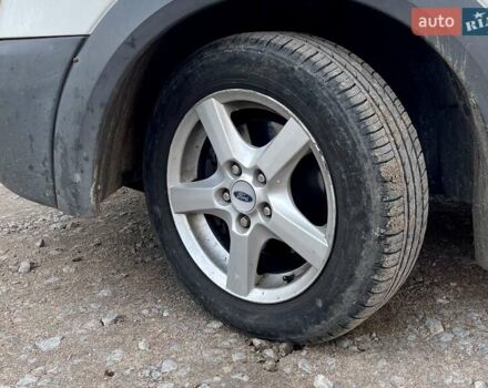 Белый Форд Транзит Коннект, объемом двигателя 1.75 л и пробегом 380 тыс. км за 4500 $, фото 36 на Automoto.ua