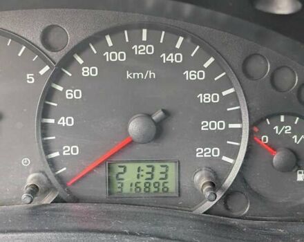 Белый Форд Транзит Коннект, объемом двигателя 1.8 л и пробегом 316 тыс. км за 4700 $, фото 22 на Automoto.ua