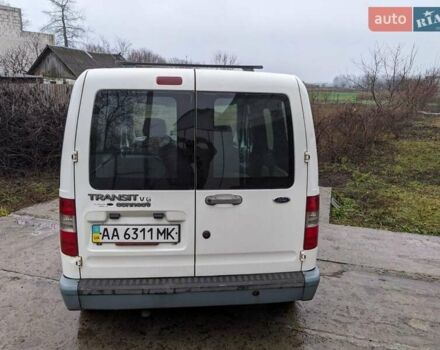 Белый Форд Транзит Коннект, объемом двигателя 1.8 л и пробегом 286 тыс. км за 3800 $, фото 1 на Automoto.ua