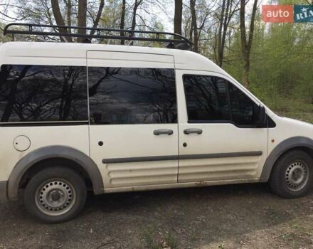 Белый Форд Транзит Коннект, объемом двигателя 1.8 л и пробегом 300 тыс. км за 4400 $, фото 1 на Automoto.ua