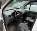 Форд Транзит Коннект 2005 в Ананьеве на Automoto.ua Белый Форд Транзит Коннект, объемом двигателя 1.75 л и пробегом 300 тыс. км за 5000 $, фото 3 на Automoto.ua
