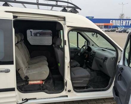 Белый Форд Транзит Коннект, объемом двигателя 1.8 л и пробегом 316 тыс. км за 4700 $, фото 13 на Automoto.ua