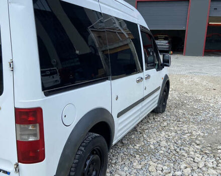 Белый Форд Транзит Коннект, объемом двигателя 1.75 л и пробегом 242 тыс. км за 4200 $, фото 4 на Automoto.ua