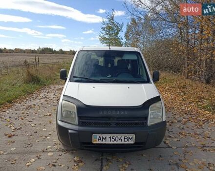 Форд Транзит Коннект 2006 у Коростене на Automoto.ua Білий Форд Транзит Коннект, об'ємом двигуна 1.8 л та пробігом 318 тис. км за 6300 $, фото 2 на Automoto.ua