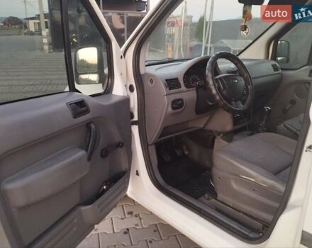 Білий Форд Транзит Коннект, об'ємом двигуна 1.8 л та пробігом 280 тис. км за 4000 $, фото 5 на Automoto.ua