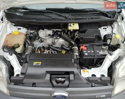 Білий Форд Транзит Коннект, об'ємом двигуна 1.75 л та пробігом 350 тис. км за 4999 $, фото 25 на Automoto.ua