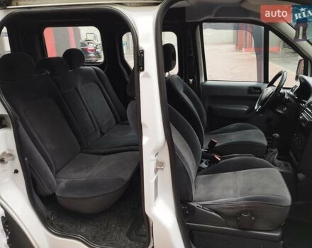 Білий Форд Транзит Коннект, об'ємом двигуна 1.75 л та пробігом 350 тис. км за 4999 $, фото 15 на Automoto.ua