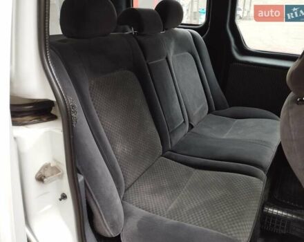 Білий Форд Транзит Коннект, об'ємом двигуна 1.75 л та пробігом 350 тис. км за 4999 $, фото 16 на Automoto.ua