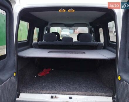 Белый Форд Транзит Коннект, объемом двигателя 1.75 л и пробегом 350 тыс. км за 4950 $, фото 13 на Automoto.ua