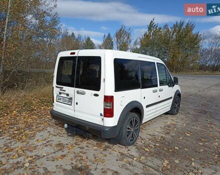Форд Транзит Коннект 2006 у Коростене на Automoto.ua Білий Форд Транзит Коннект, об'ємом двигуна 1.8 л та пробігом 318 тис. км за 6300 $, фото 7 на Automoto.ua