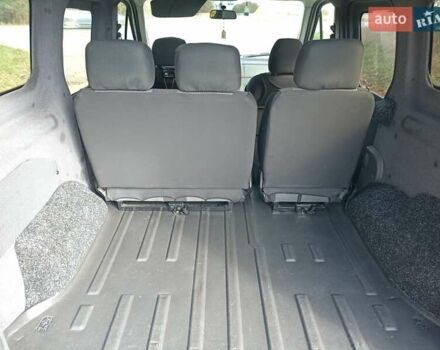 Форд Транзит Коннект 2006 у Коростене на Automoto.ua Білий Форд Транзит Коннект, об'ємом двигуна 1.8 л та пробігом 318 тис. км за 6300 $, фото 19 на Automoto.ua