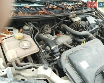 Білий Форд Транзит Коннект, об'ємом двигуна 1.75 л та пробігом 280 тис. км за 2300 $, фото 2 на Automoto.ua