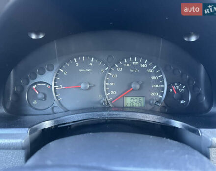 Білий Форд Транзит Коннект, об'ємом двигуна 1.75 л та пробігом 236 тис. км за 4600 $, фото 23 на Automoto.ua