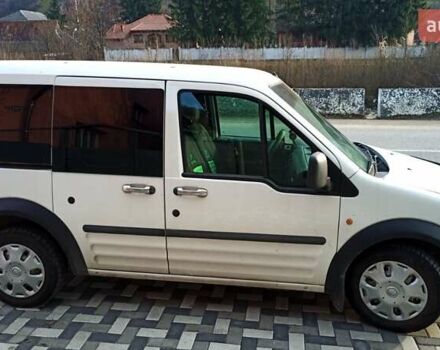 Белый Форд Транзит Коннект, объемом двигателя 1.8 л и пробегом 306 тыс. км за 4200 $, фото 3 на Automoto.ua