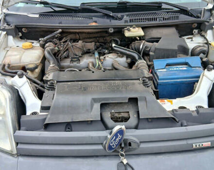 Белый Форд Транзит Коннект, объемом двигателя 1.75 л и пробегом 230 тыс. км за 4400 $, фото 18 на Automoto.ua