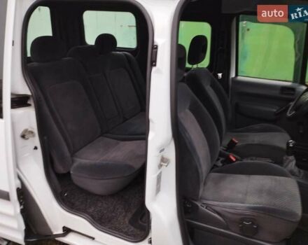 Белый Форд Транзит Коннект, объемом двигателя 1.75 л и пробегом 350 тыс. км за 4950 $, фото 19 на Automoto.ua