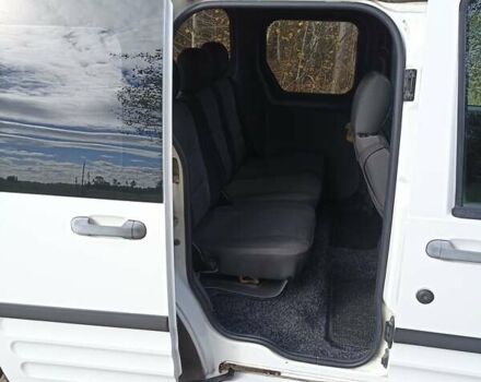 Форд Транзит Коннект 2006 у Коростене на Automoto.ua Білий Форд Транзит Коннект, об'ємом двигуна 1.8 л та пробігом 318 тис. км за 6300 $, фото 15 на Automoto.ua
