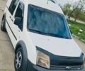 Белый Форд Транзит Коннект, объемом двигателя 1.8 л и пробегом 280 тыс. км за 5555 $, фото 1 на Automoto.ua