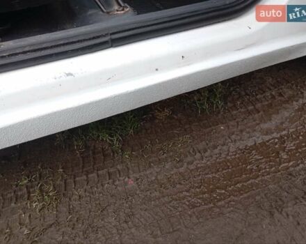 Белый Форд Транзит Коннект, объемом двигателя 1.75 л и пробегом 400 тыс. км за 4100 $, фото 9 на Automoto.ua