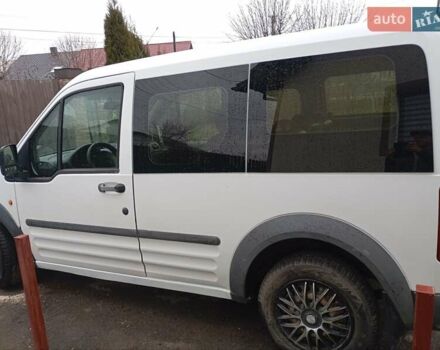 Белый Форд Транзит Коннект, объемом двигателя 1.75 л и пробегом 400 тыс. км за 4100 $, фото 2 на Automoto.ua