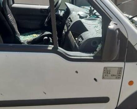 Белый Форд Транзит Коннект, объемом двигателя 1.8 л и пробегом 320 тыс. км за 2000 $, фото 4 на Automoto.ua