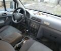Білий Форд Транзит Коннект, об'ємом двигуна 1.8 л та пробігом 300 тис. км за 4000 $, фото 4 на Automoto.ua