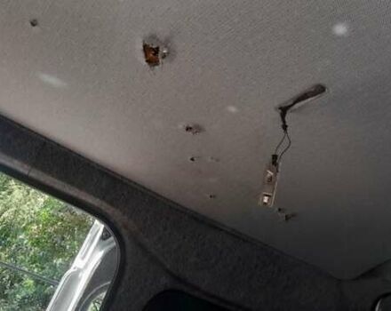 Белый Форд Транзит Коннект, объемом двигателя 1.8 л и пробегом 320 тыс. км за 2000 $, фото 16 на Automoto.ua