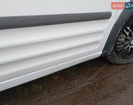 Белый Форд Транзит Коннект, объемом двигателя 1.75 л и пробегом 400 тыс. км за 4100 $, фото 14 на Automoto.ua