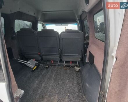 Білий Форд Транзит Коннект, об'ємом двигуна 1.75 л та пробігом 301 тис. км за 4550 $, фото 3 на Automoto.ua